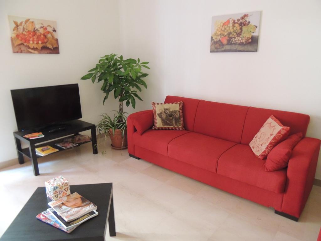 Domus Taranto Unica Sede Hotel Kültér fotó