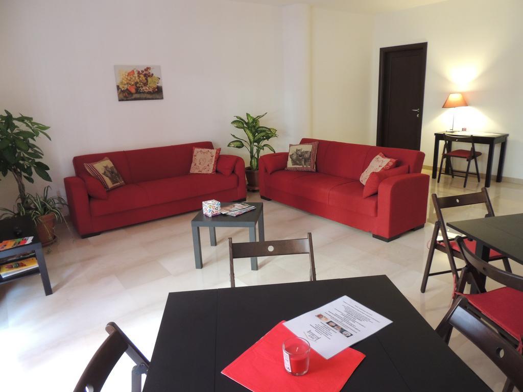 Domus Taranto Unica Sede Hotel Szoba fotó