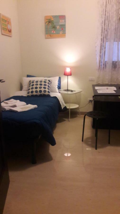 Domus Taranto Unica Sede Hotel Kültér fotó