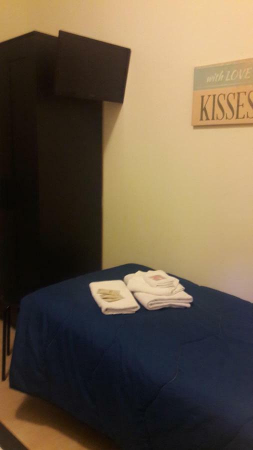 Domus Taranto Unica Sede Hotel Kültér fotó